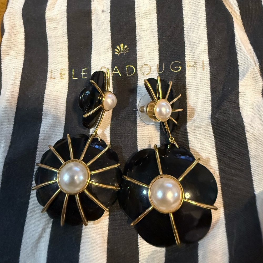 Lele Sadoughi Black and Gold Pearl Earrings